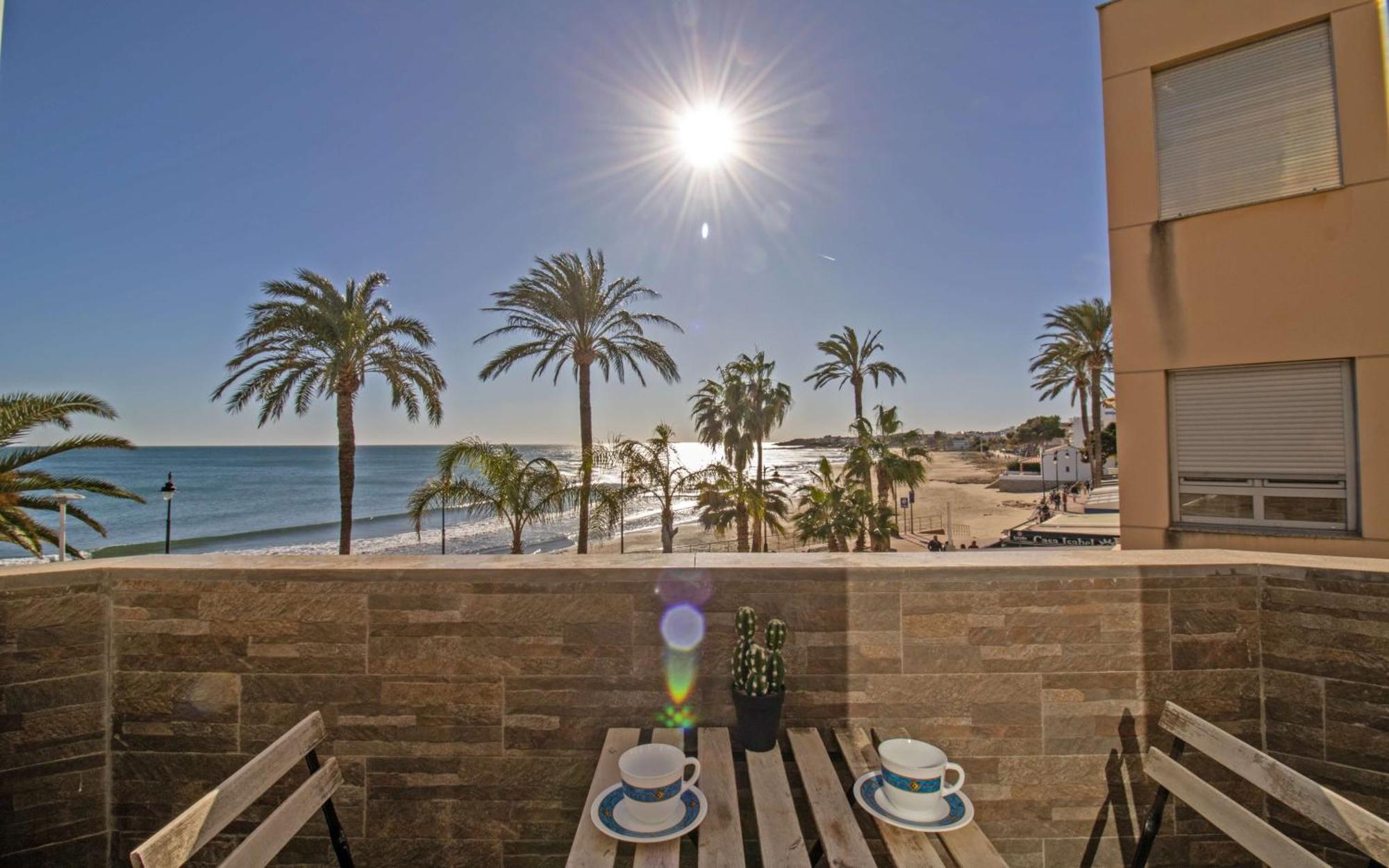 APARTAMENTO EXCLUSIVO EN PRIMERA LINEA PLAYA CARGADOR Albert Villas Alcossebre Exterior foto
